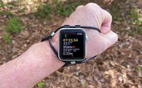 创新的Apple Watch表带使跑步者一目了然地监控速度和心律